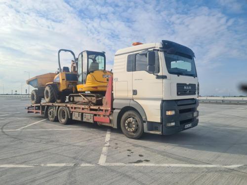 WhatsApp Image 2023-11-18 at 18.38.16 (4)